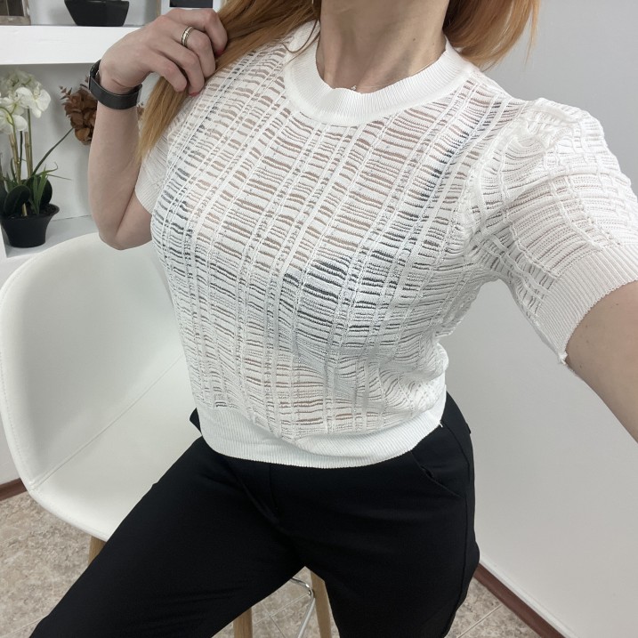 Нежна Блузка Фино Плетиво Бяло
